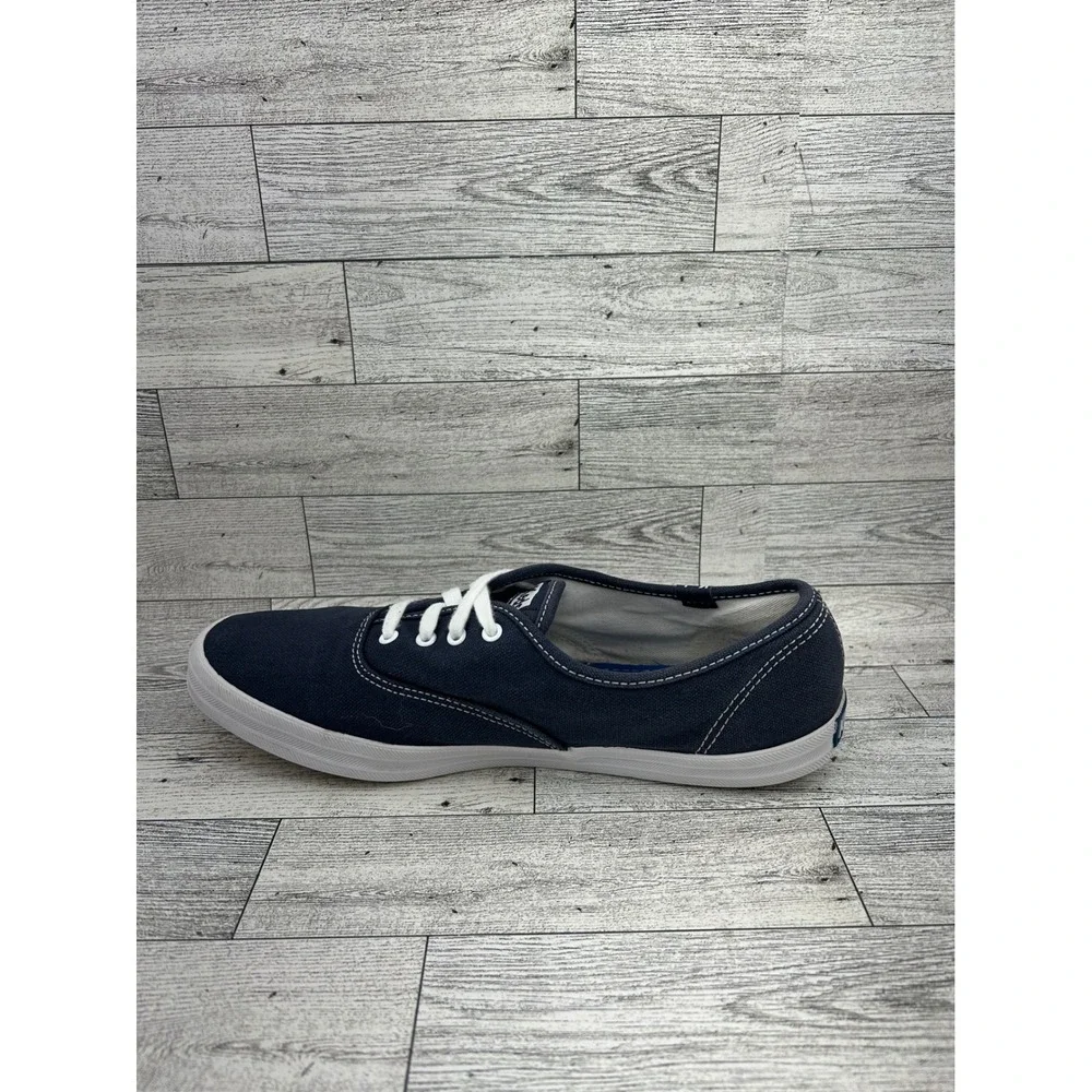 Keds closure textile pattern